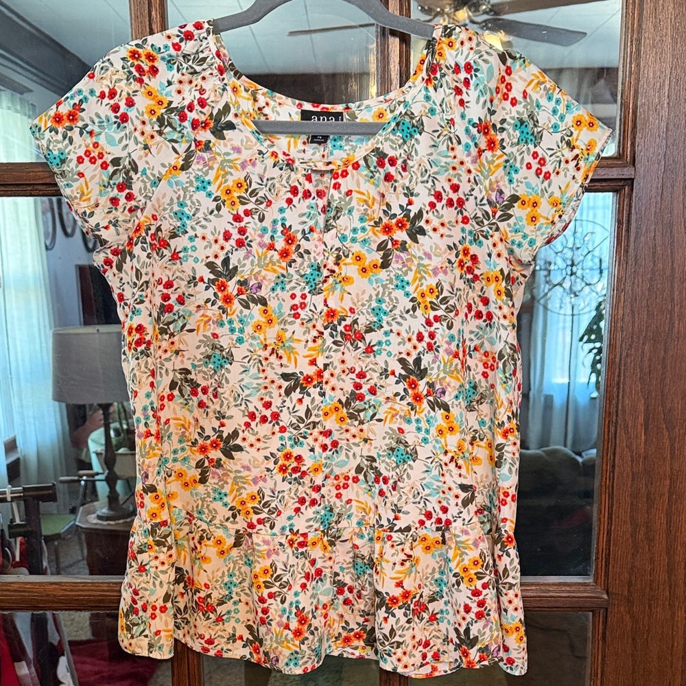 ana A New Approach Women Petite PS Floral Peplum Blouse Short Sleeve Keyhole Top